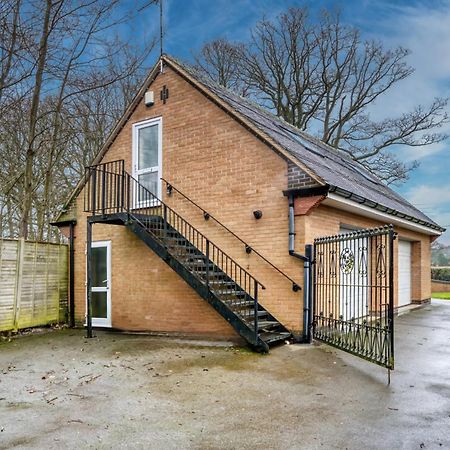 Beautiful Country Apartment, Rated Exceptional Coventry Dış mekan fotoğraf