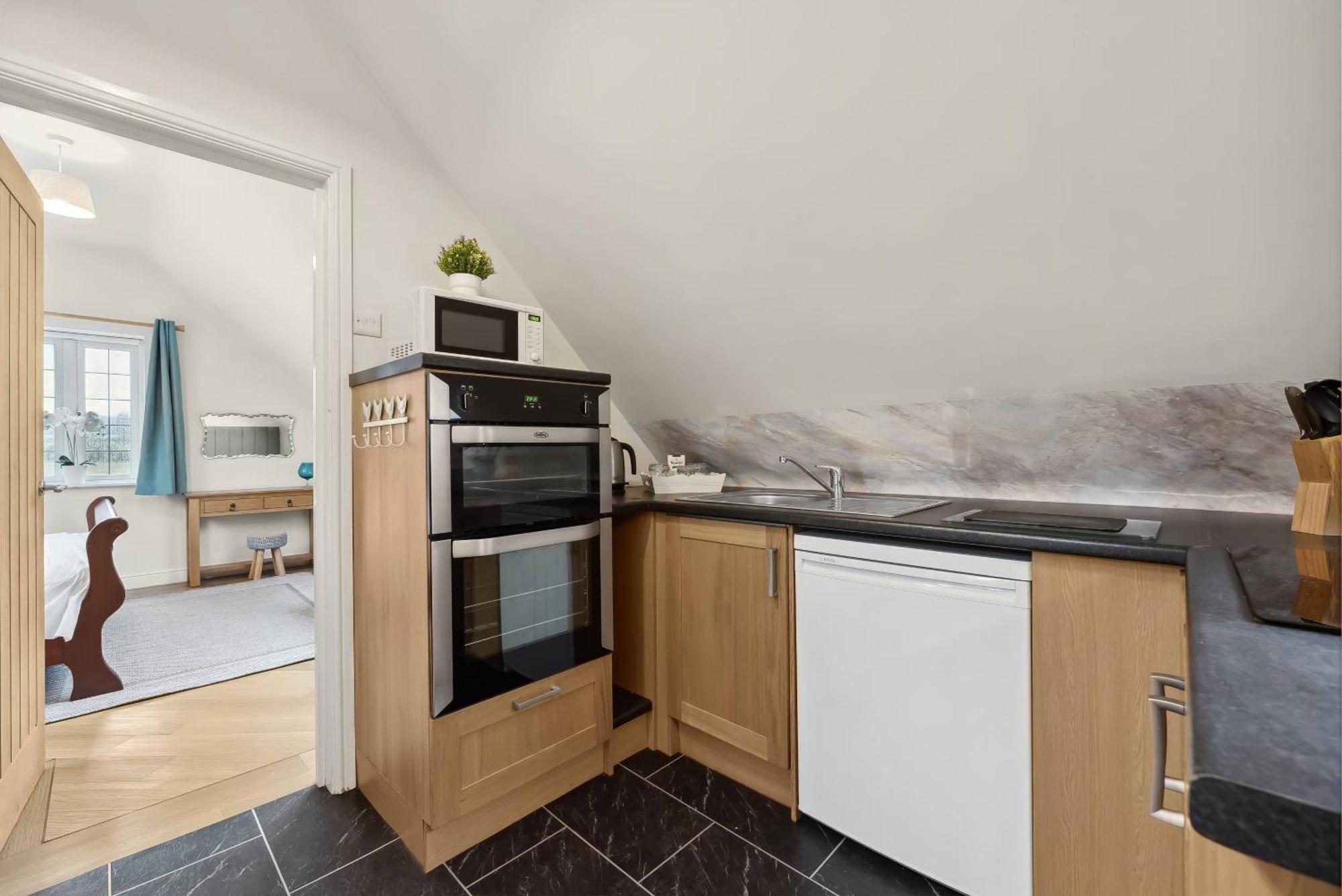 Beautiful Country Apartment, Rated Exceptional Coventry Dış mekan fotoğraf